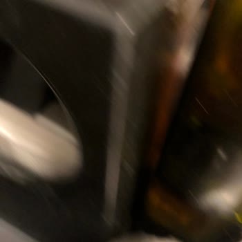 Köfteci Yusuf Mudanya Şubesinde Hijyen Sorunu Ve Aşırı Kirli Masalar