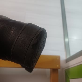 FLO Mağazasından Alınan Botta Çökme ve Yırtılma