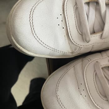 FLO Mağazasında Aldığım Spor Ayakkabının Hızlı Deformasyonu Ve İade Reddi