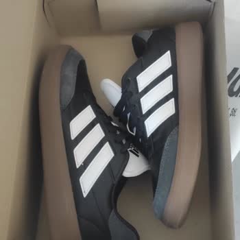 Deforme Adidas Ayakkabı İade Reddedildi Trendyol Ve Satıcı Cevapsız