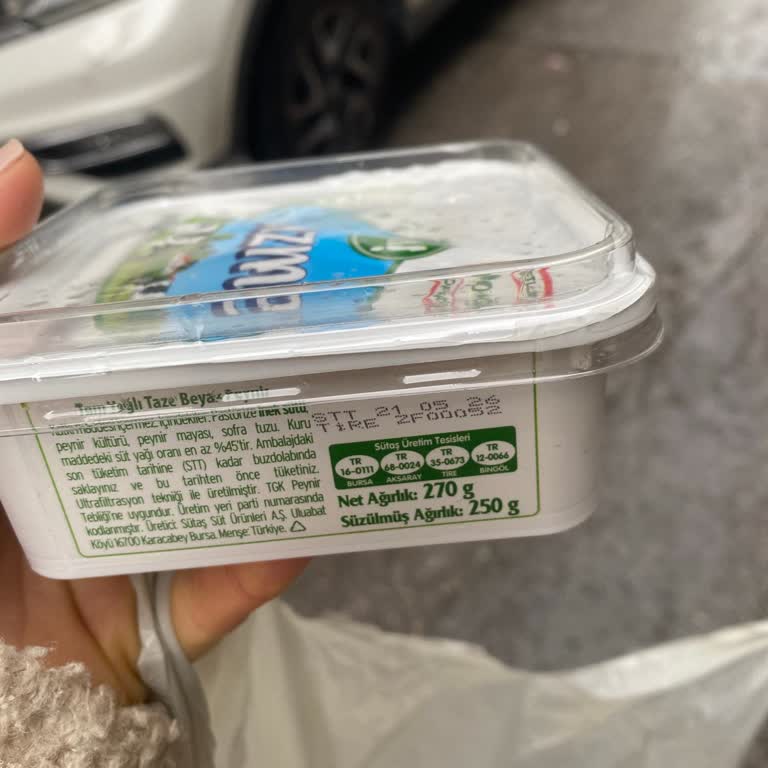 Şütaş Taze Beyaz Peynir Hızlı Bozuluyor Ve Tüketilemez