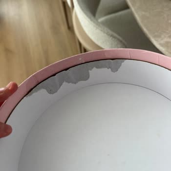 Lilyana Flowers Ürün Hasarlı Şekilde Teslim Edildi