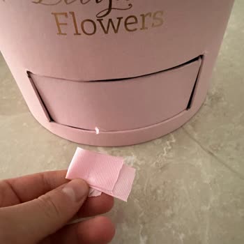 Lilyana Flowers Ürün Hasarlı Şekilde Teslim Edildi