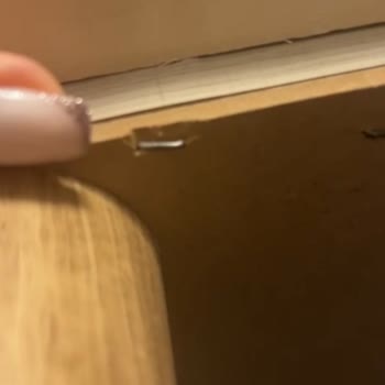 Sallanan Masanın Teşhir Ürünü Olduğu Ve Tam İade Talebi