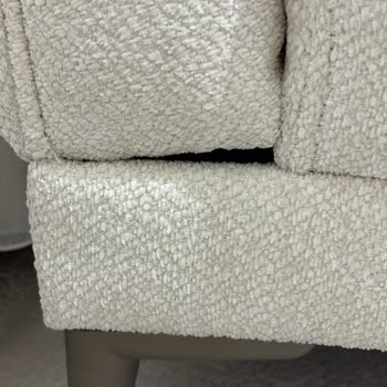 Yanlış Koltuk Ayağı Ve Kırık Masa İçin Hızlı Değişim Talebi