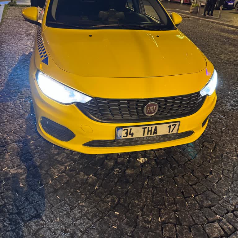 Kısa Mesafe Nedeniyle Araçtan İndirilen Ve Kaba Davranış Gösteren Taksi Şoförüne Şikayet