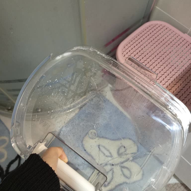 Kurutma Makinesi Su Haznesi Düşerek Kırıldı, Acil Yardım İstiyorum