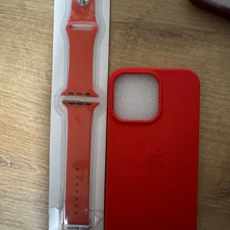 Yanlış Ürün Rengi Ve Kaba Müşteri Yaklaşımı