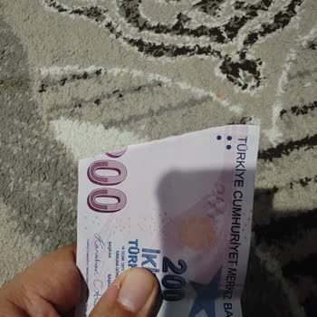 ATM Para Yırttı: 22.400 TL Kaybı Ve Şubeye Gitmek İstemiyorum