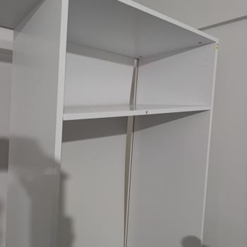 Rafları Yamuk Gelen Gardırop İçin Acil Çözüm Talebi