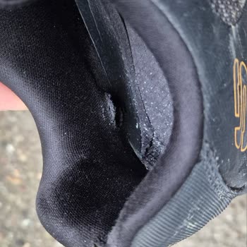 Skechers Ayakkabısında Kalitesiz Dikiş Ve Reddedilen Talep