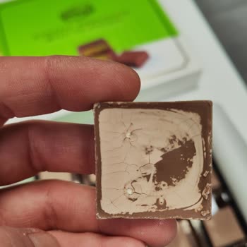 Bolçi Çikolatası Beyazlayıp Bozulmuş, Yeni Ürün İstiyorum