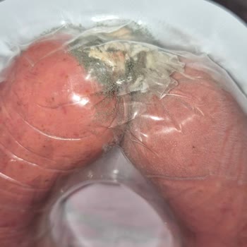 Banvit Sucuğunda Ambalaj İçinde Küf