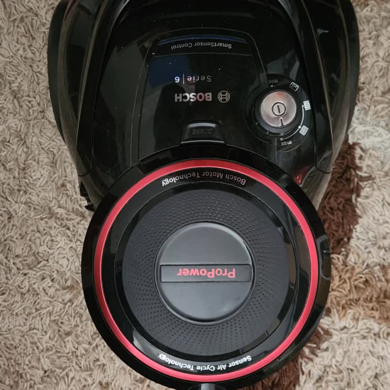 Bosch Serie 6 Elektrik Süpürgesinde Tekrarlayan Arıza Ve Farklı Seri Değişim Talebi