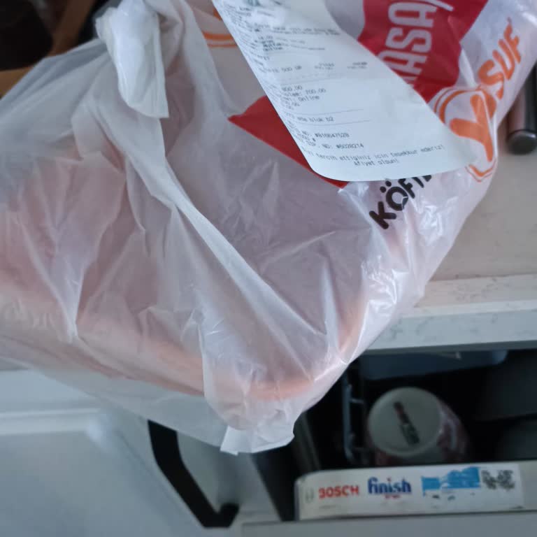 Migros Yemek'ten Yanlış Gönderilen Köfte İçin Acil Değişim Talebi