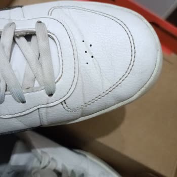 FLO Ayakkabısında İç Topuk Yırtılması Ve Haksız Garanti Reddi