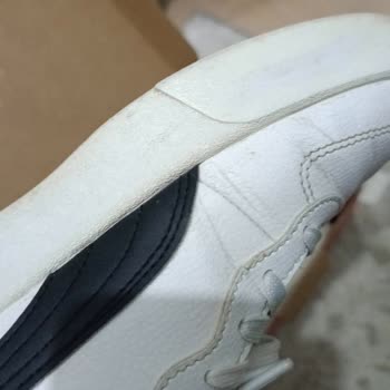 FLO Ayakkabısında İç Topuk Yırtılması Ve Haksız Garanti Reddi