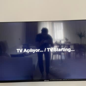 Ekranda Beyaz Işık Sızması Ve Bluetooth Kumanda Kesintileri Nedeniyle Televizyon Değişimi Talebi