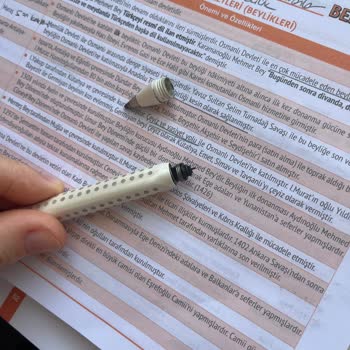 Faber-Castell Grip 2010 Kalemin İç Mekanizması Bozuldu Ve Tamir Talebi