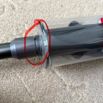 Dyson V15 Süpürge Parçası Açığı ve Müşteri Temsilcisinin Saygısız Tutumu