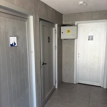 Antalya Konyaaltı Beach Büfesinde Yiyecek Kalitesi Ve Hijyen Sorunları