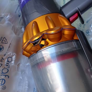 Kolay Gelsin Teslimatında Dyson V15 Başlığı Kırıldı Ve Çözüm Bulunamadı