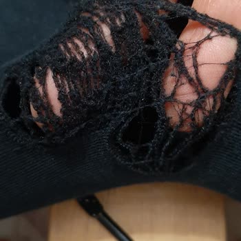 Nike Mağazasında Aldığım Pamuklu Eşofmanda Bir Yılda Kumaş Çözülmesi Ve Cevapsız Şikayet