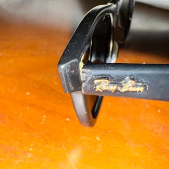 Garanti Kapsamındaki Rayban Gözlüğüm Kullanıcı Hatası İddiasıyla Geri Gönderildi