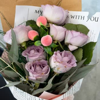 Bozuk Çiçek Teslimatı Ve Geri Dönüş Almama