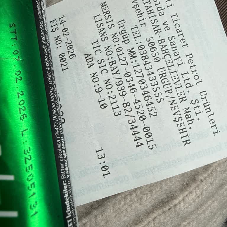 Opet İstasyonunda Son Kullanma Tarihi Geçmiş Çikolata Satışı Ve Sağlık Riski