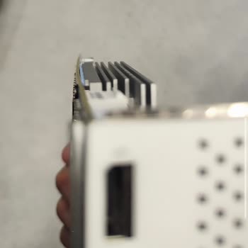 Sinerji Bilgisayar Gigabyte Aorus Servis Skandalı: Haksız Kullanıcı Hatası İddiası