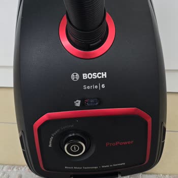 Bosch Torbalı Süpürge 1 Günlük Kullanımda Aşırı Aşınma: İade Ve Kapak Değişimi Talebi