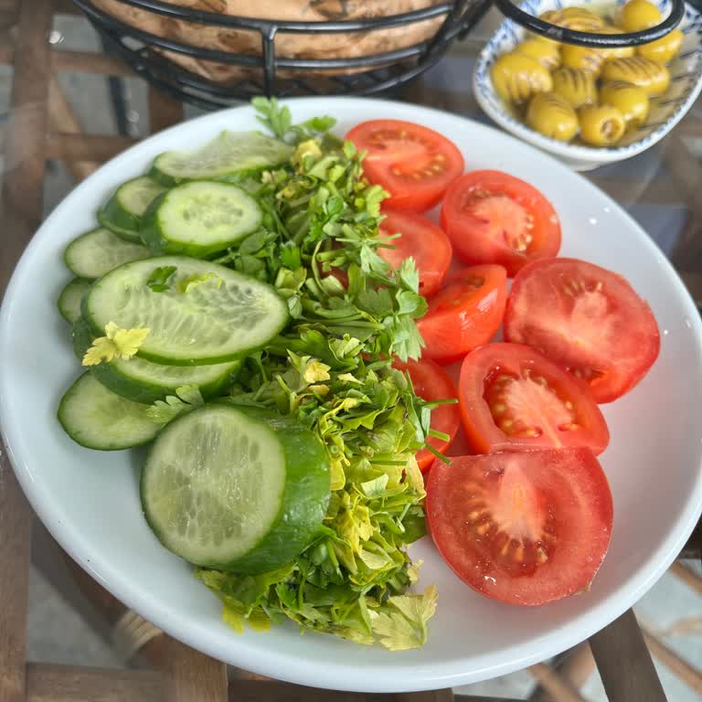 Manzaralı Kafede Siparişlerin 45 Dakikada Gelmesi Ve Yavaş Servis