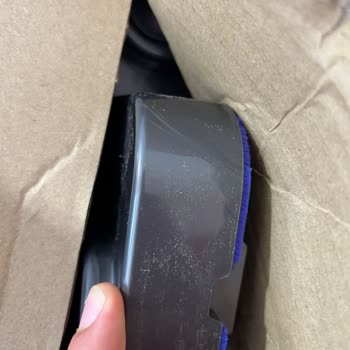 Yırtık Kutu Ve Çizik Teşhir Ürün Gönderildi, Yeni Ürün İstiyorum