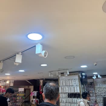 Hatay İskenderun’da Elektrik Kesintisi Dört Dükkanı İş Kaybına Sürükledi