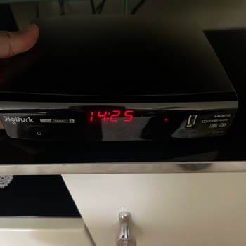 8 Ay Boyunca Dekoder Arızası Ve Yetersiz Müşteri Desteği