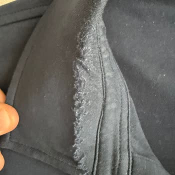 Gant Sweatshirt’te Kısa Sürede Pamuklanma Ve Tüylenme, Değişim Talebim Reddedildi