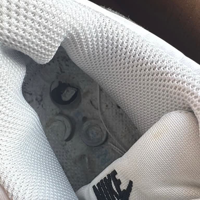 Nike Sağlığını Tehlikeye Atan Ayakkabı Telefon Hatası Nedeniyle İade Edilemedi