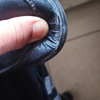 Daxtors Ayakkabısı Üç Ayda Yırtıldı, FLO 60 Gün Sonrası İade Reddi