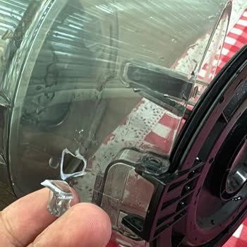 Arçelik Süpürgenin Çöp Haznesi Kısa Sürede Kırılıyor Ve Garanti Kapsamı Dışında Bırakılıyor