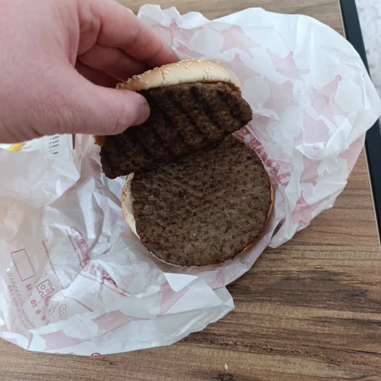 Yanlış Burger Ve Küçük Patates, İade Talebim Geçmiş İade Nedeniyle Reddedildi