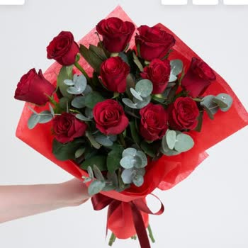 Sevgililer Günü Siparişinde Bozuk Güller Ve Ürün Görseli Uyumsuzluğu