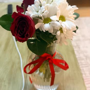 Çiçek Sepeti'nden Gelen Ürün Görseliyle Uyumlu Olmaması Ve Özensiz Aranjman Üzerine Şikayet