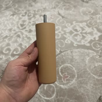 Montaj Hatası Nedeniyle Koltuk Ayağı Çıktı Ve Mağaza İlgisizliği