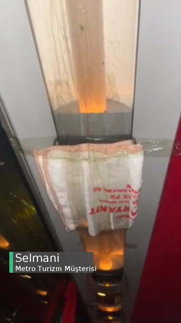 Metro Turizm Otobüste Su Akması videonun kapak resmi