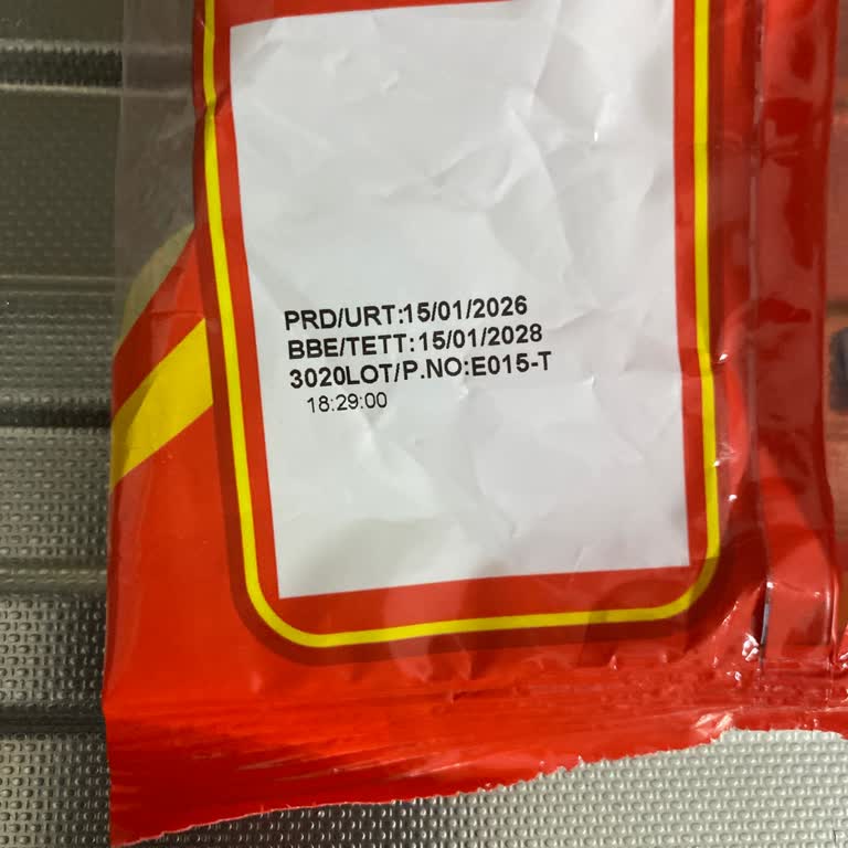 BİM Boş Dal Çıkan Lollipop: Üretim Kalitesi Şikayeti