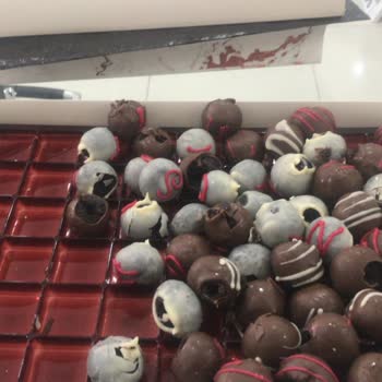 Sevgililer Günü'nde Teslim Edilen Yenilebilir Çiçek Kutusu Mahvoldu