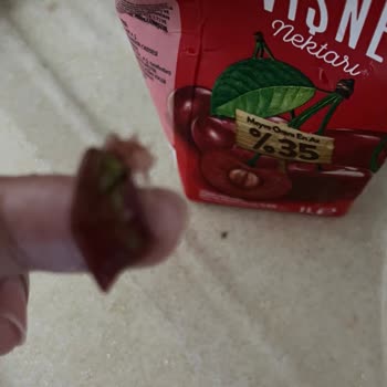 Jucy Vişne Nektarında Yabancı Madde Bulunması