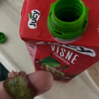 Jucy Vişne Nektarında Yabancı Madde Bulunması