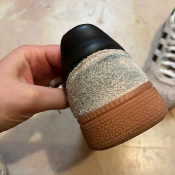 H&M Pantolonundan Gelen Renk Akışıyla 6.000 TL Değerindeki Süet Ayakkabımın Kalıcı Zarar Görmesi